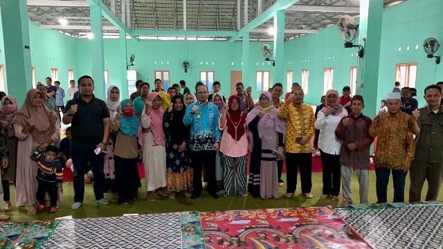 55 Kepala Keluarga di Kecamatan Namang Bangka Tengah, Terima Bantuan BSPS