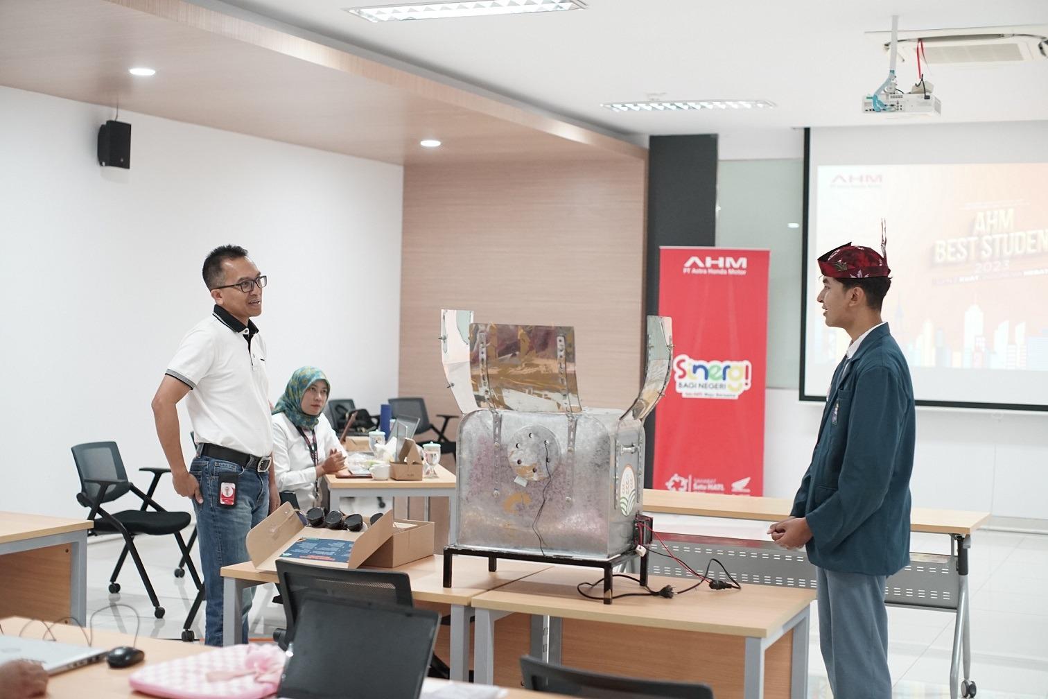AHM Best Student 2024 Kembali di Buka, Incar dan Tantang Inovasi Kreatif Anak Muda