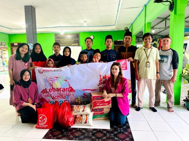 Aksi Sinergi Honda Babel di Bulan Ramadhan, Borong Takjil Pedagang Lokal