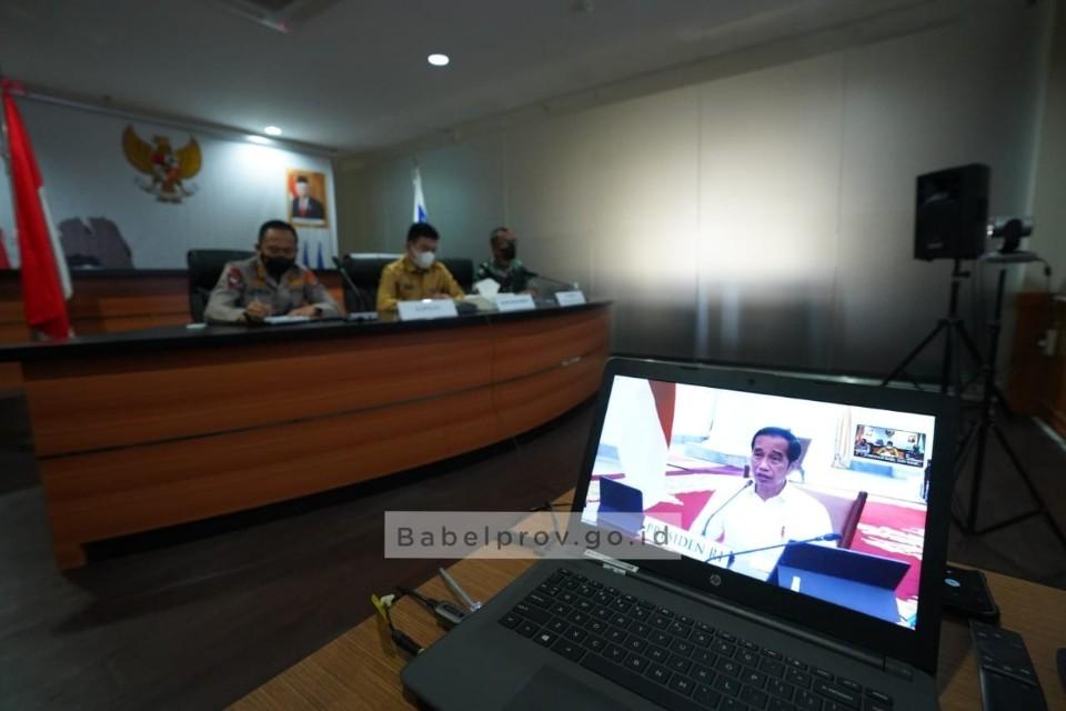 Antisipasi Gelombang Omicron, Presiden : Percepat Vaksinasi dan Perketat Prokes