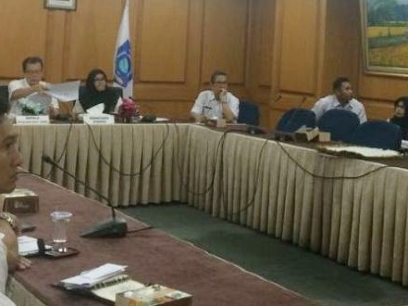 Suasana saat rapat persiapan Rakornas Pembangunan Pemberdayaan Perempuan dan Perlindungan Anak di Bangka Belitung.