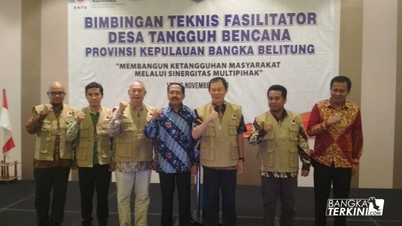 Badan Nasional Penanggulangan Bencana (BNPB) Republik Indonesia, melalui Badan Penanggulangan Bencana Daerah (BPBD) Babel, menggelar Bimbingan teknis Fasilitator Desa Tangguh Bencana Provinsi Kepulauan Bangka Belitung, di Hotel Sahid Pangkalpinang, Senin (12/11/2018).
