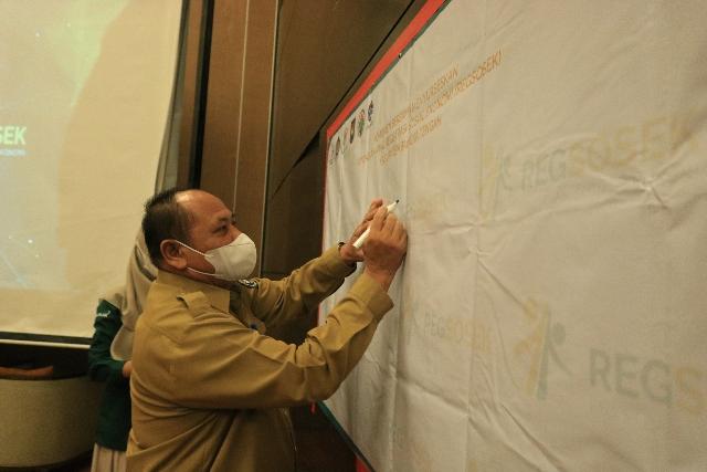 BPS dan Pemkab Bangka Tengah Komitmen Sukseskan Regsosek untuk Bangun Negeri