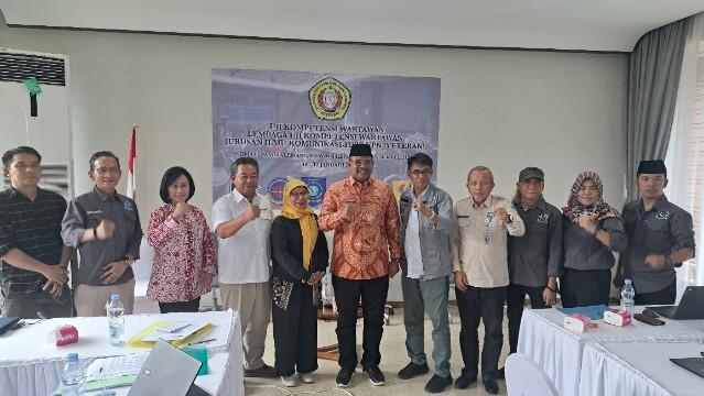 Buka UKW PJS dan KBO, Pj Gubernur Babel Syafrizal Dorong Profesionalisme Wartawan