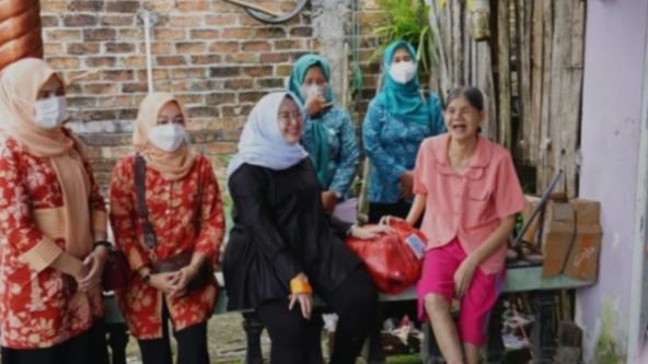 Cegah Terbentuknya Masyarakat Marginal dan Mustad'afin, TP PKK Pangkalpinang Distribusikan Sembako Di-Empat Kecamatan