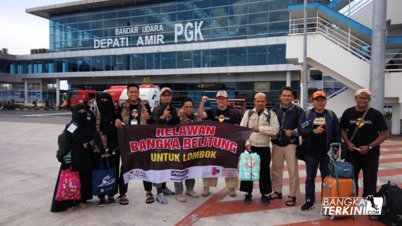 Sebanyak 10 relawan dakwah dan kemanusiaan yang diutus oleh Yayasan Daarul Mahabbah Bangka Belitung bersama Pasukan Amal Sholeh Bangka Belitung dan Pengusaha Berkah Mandiri Indonesia diterbangkan menuju Lombok, Nusa Tenggara Barat dari Bandar Udara Depati Amir Pangkalpinang, Rabu (05/09/2018).