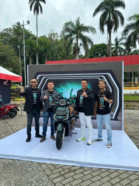 Dengan Desain Modern Clasic dan Performa Tangguh, New Honda Stylo 160 Tampil Memukau