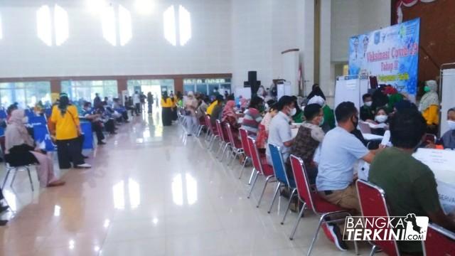 Dinas Kesehatan Bangka Tengah Target 800 Orang di Vaksin Hari Ini