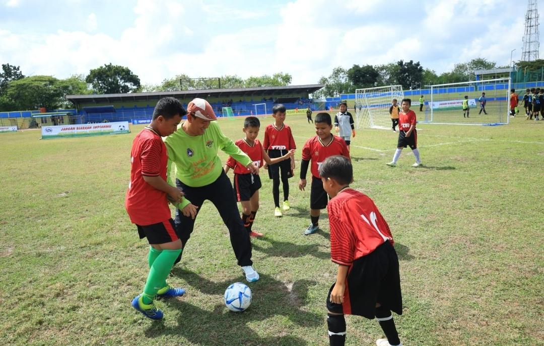 Grasroot Football Festival U-8, U-10, dan U-12 Resmi Dibuka