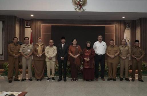 Hadiri Serah Terima Jabatan Pj. Gubernur Kepulauan Bangka Belitung, Molen : Kami Siap Berkolaborasi