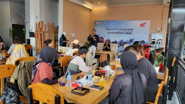 Honda Babel Hadirkan New Honda Vario 125 di Depan Awak Media Bangka dan Selebgram Honda