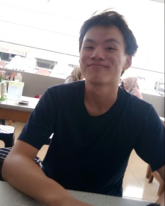 Ricky Tri Putra
