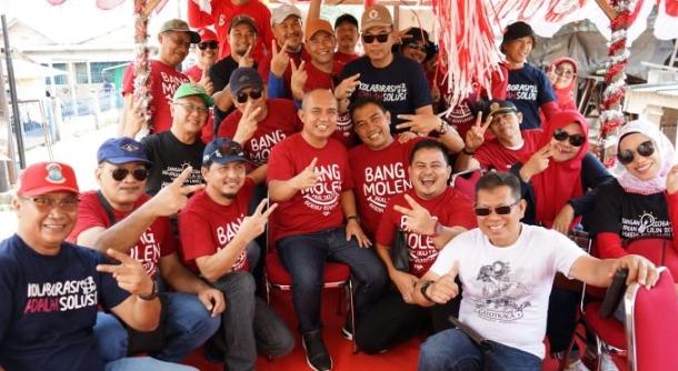 Kompak! Wako Molen Dan Kepala OPD Pakai Baju Merah Ikut Pawai Kendaraan Hias