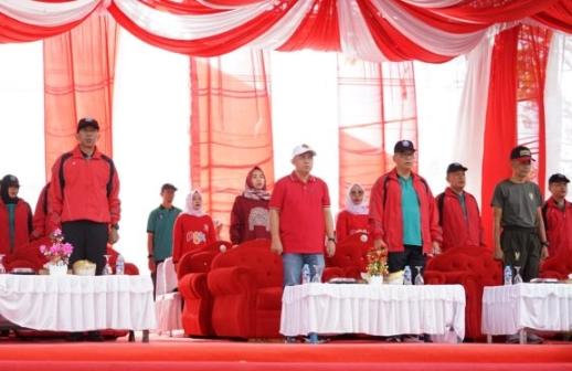 Nobar Pawai Baris Berbaris Bersama Masyarakat, Ini Pesan Wali Kota Molen