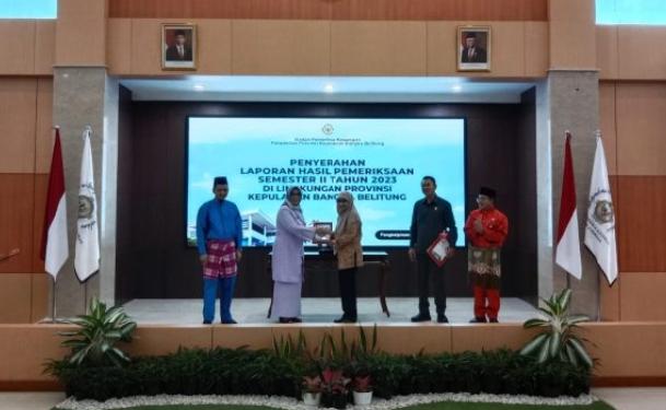 Pemkot Pangkalpinang Terima Penyerahan Laporan Hasil Pemeriksaan Semester II Tahun 2023 Dari BPK RI Perwakilan Bangka Belitung