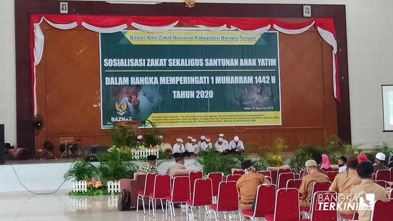 Badan Amil Zakat Nasional (Baznas) Bangka Tengah gelar sosialisasi zakat dan santunan anak yatim, di Gedung GSG Koba, Kabupaten Bangka Tengah, Selasa (25/08/2020).