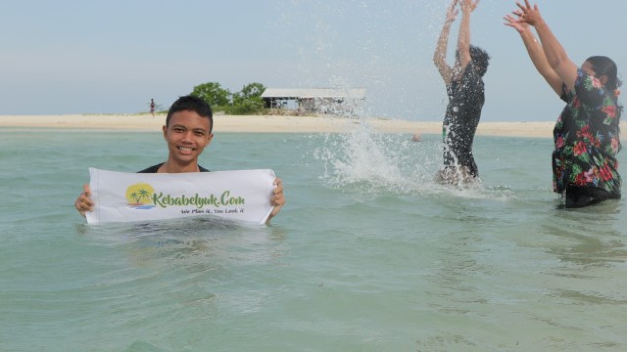 Pulau Semujur dan Pulau Gusung Panjang.