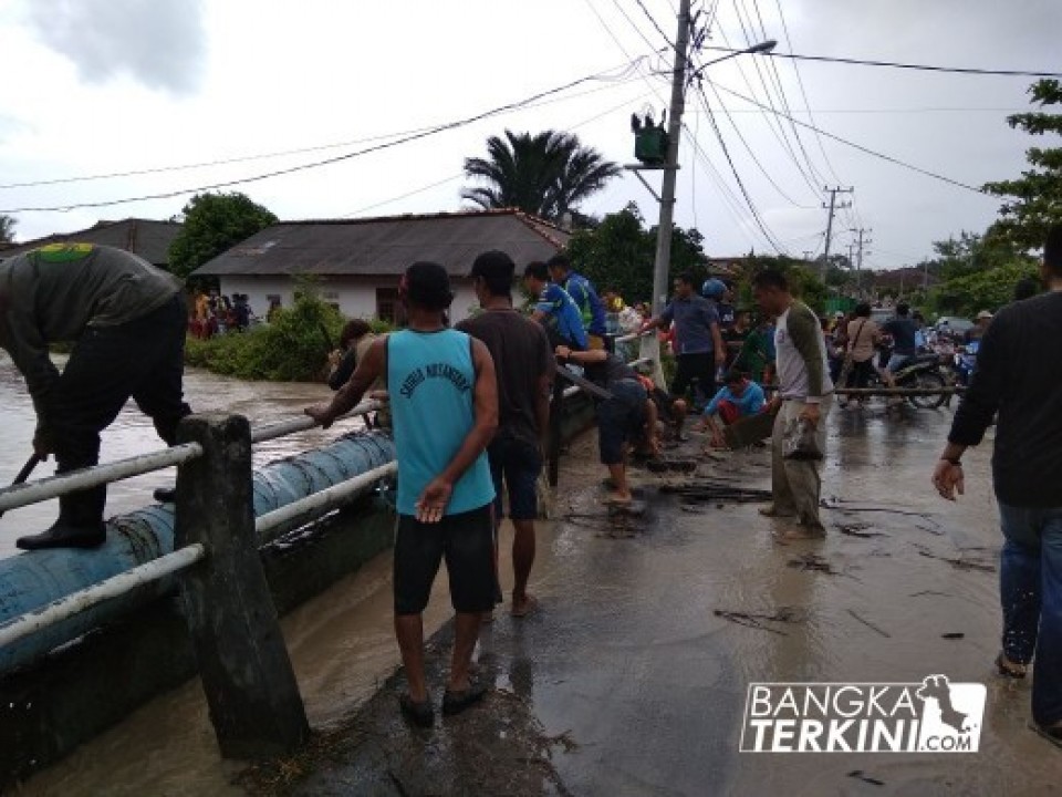 Kondisi Jembatan di Parit Lalang