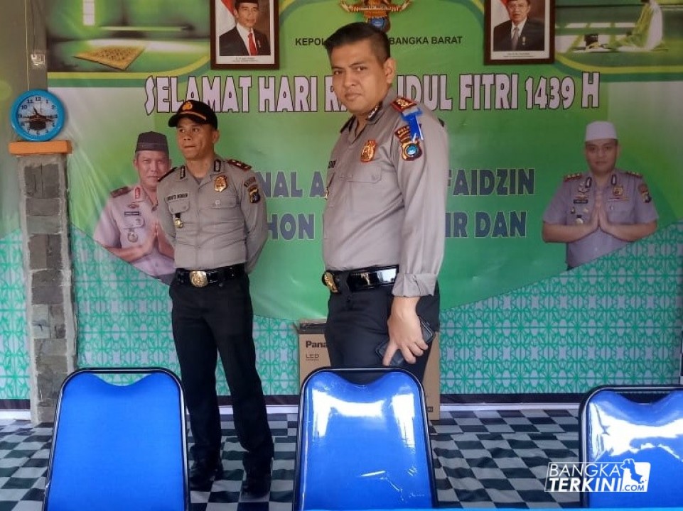 Kapolres Babar, AKBP Firman Andreanto, S.H., S.I.K., M.Si saat tinjau Pos Pelayanan Tanjung Kalian, Kamis (07/06/2018).
