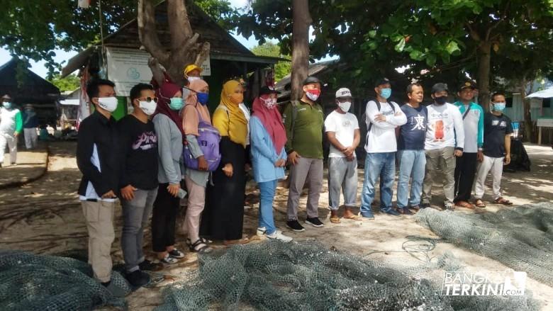 KPU Bangka Tengah Sosialisasi Pilkada 2020 di Pulau Semujur