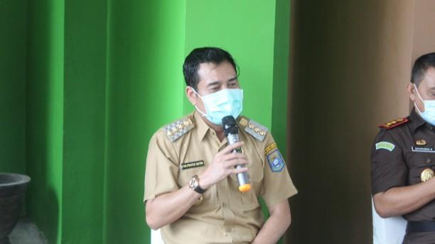 Pemerintah Kabupaten Bangka Tengah melalui Dinas Kesehatan melaksanakan Vaksinasi covid-19 Sinovac tahap pertama.