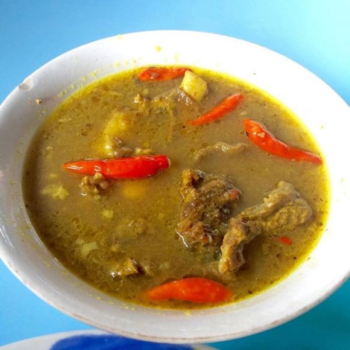 Lempah kuning iga makanan khas pangkalpinang