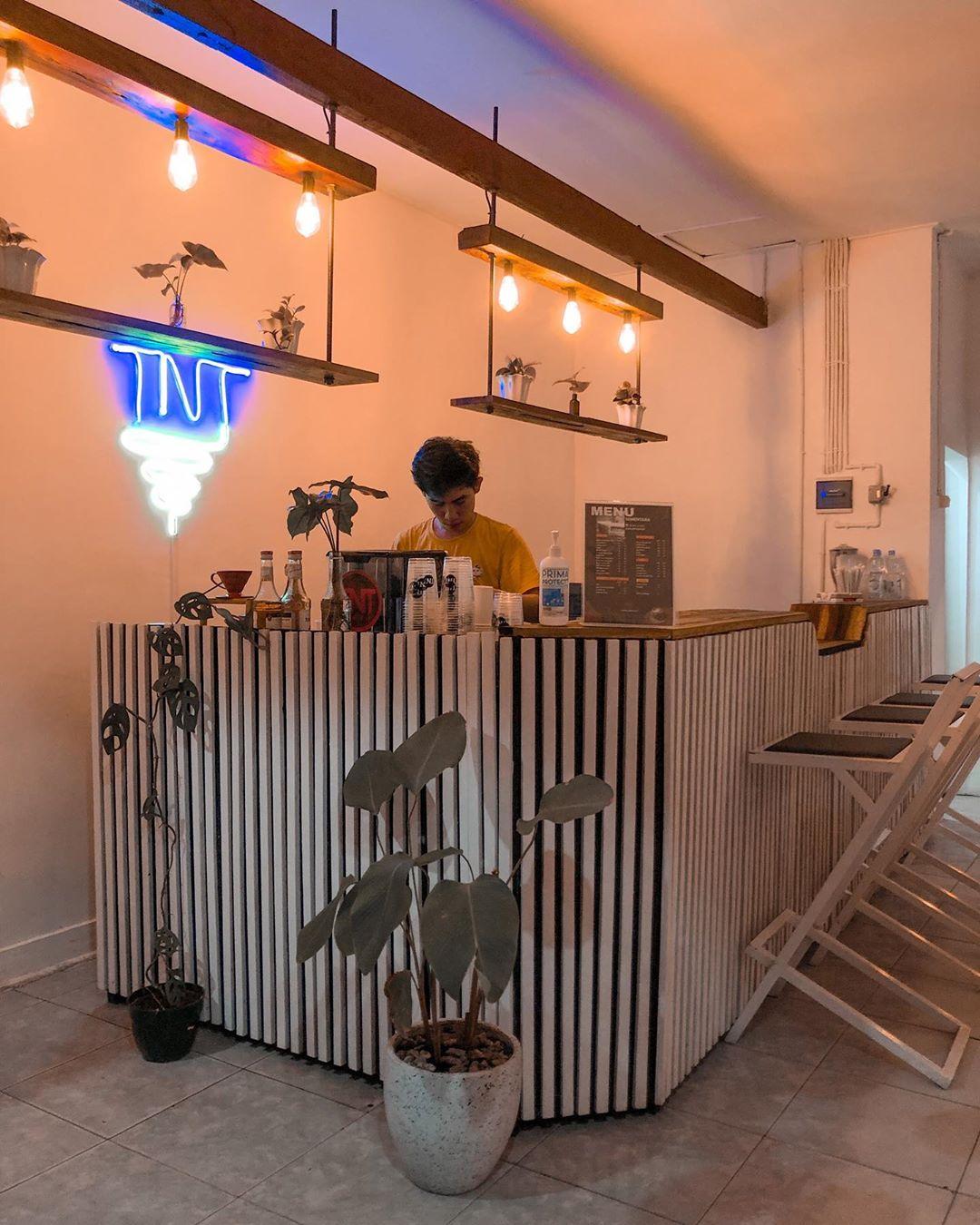 Tnt