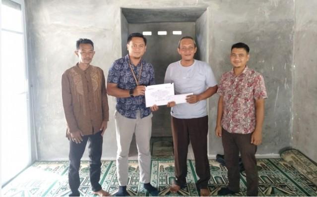 PT Timah Tbk Dorong Pembangunan Mushola di SD Negeri 011 Tebing