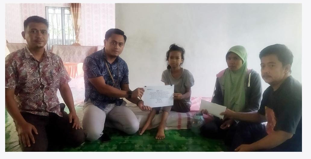 Ringankan Biaya Pengobatan Warga, PT Timah Tbk Serahkan Bantuan untuk Zahra