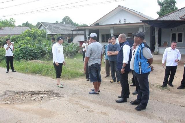 Ruas Jalan Penghubung Desa Terak - Dusun Konghin Segera Diperbaiki, Ditargetkan Selesai Desember 2023