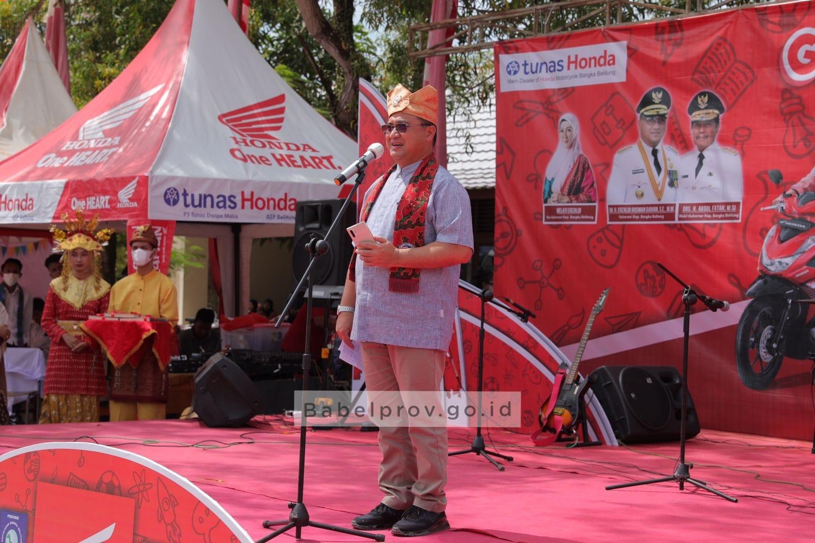 Siswa SMA Negeri 1 Manggar Tunjukkan Kualitas dengan Kreativitas