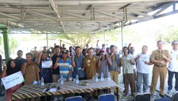 Algafry Serahkan JKM Senilai 42 Juta dan Bantuan BPJS Ketenagakerjaan,