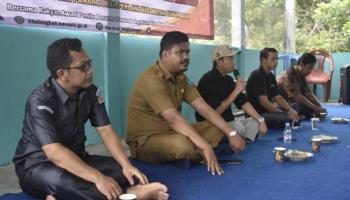 Bawaslu Bangka Tengah Sambangi Dusun Panang dalam rangka Jelajah Pengawasan