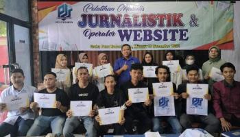 LAMPUNG - Berikan Pelatihan Jurnalistik Untuk Mahasiswa, Ketua DPC PJS,