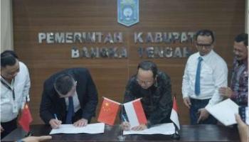 BANGKA TENGAH, BANGKATERKINI – Pemerintah Kabupaten Bangka Tengah (Pemkab Bateng) melaksanakan penandatanganan Memorandum of Understanding,
