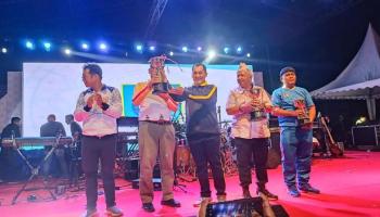 BANGKA TENGAH, BANGKATERKINI - Bupati Bangka Tengah Algafry Rahman pastikan bonus Medali Porprov VI Bangka,