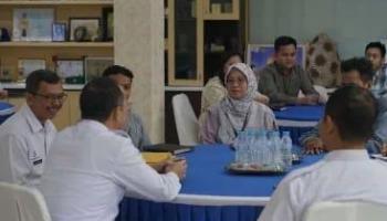 ‎BANGKA TENGAH, BANGKATERKINI– Bupati Bangka Tengah, Algafry Rahman, menerima audiensi dari Kepala Badan Pusat Statistik (BPS) Bangka Tengah, Budi Siswandi,,