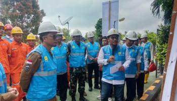 BANGKA TENGAH, BANGKATERKINI   - Bupati Bangka Tengah, Algafry Rahman, Ajak Investor untuk Berinvestasi di Pulau,