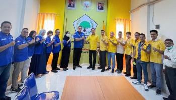 PANGKALPINANG - DPD Partai Golkar Terima Kunjungan DPD Partai Demokrat,