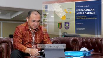 TANJUNG PANDAN, bangkaterkini.com - Menteri Perhubungan Republik Indonesia, Budi Karya Sumadi mendukung rencana usulan konektivitas,