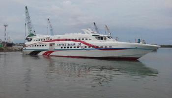 Expres Bahari dengan tujuan Pangkalpinang - Belitung (Tanjung Pandan) atau,