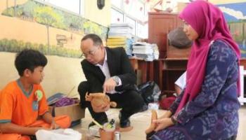 BANGKA TENGAH, BANGKATERKINI – Bupati Bangka Tengah, Algafry Rahman bersama Ketua Tim Penggerak Pemberdayaan Kesejahteraan,