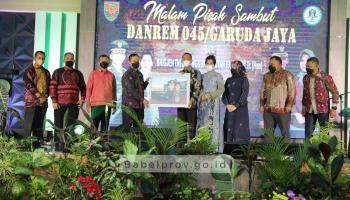 PANGKALPINANG, bangkaterkini.com - Melepas sahabat terbaik Komandan Korem (Danrem) 045/Garuda Jaya (Gaya) Brigadir Jenderal (Brigjen),