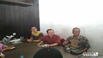 REI membangun tradisi baru yang bermakna dalam berulang tahun. Perayaan,