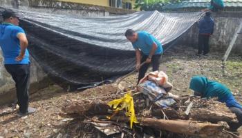 Jumat Bersih, Kadis DP3AKB Pangkalpinang Ajak Pegawainya Jaga Kebersihan Kantor