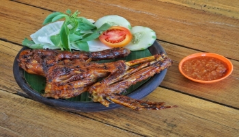 Kuliner Bangka Terkini - Menikmati kuliner di Kota Pangkalpinang tak lengkap rasanya jika Anda,