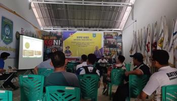BANGKA TENGAH, BANGKATERKINI - Komite Olahraga Nasional Indonesia  Bangka Tengah (KONI Bateng) melakukan rapat kerja,