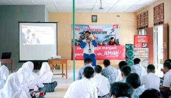 Kunjungan Honda Babel ke SMA PGRI Tanjungpandan dalam Agenda Edukasi,