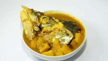 Bangka Terkini - Arema Plecingan, merupakan restoran yang memiliki menu andalan berupa Ayam,
