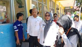 Lusje Cek Pelaksanaan Ujian SD-SMP di Kota Pangkalpinang